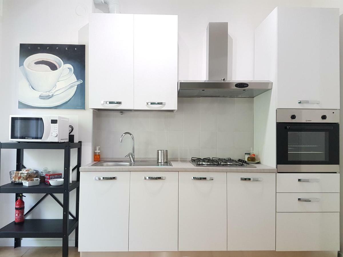 Lab3 City Private Apartment - 2 Bedrooms Pavia Kültér fotó