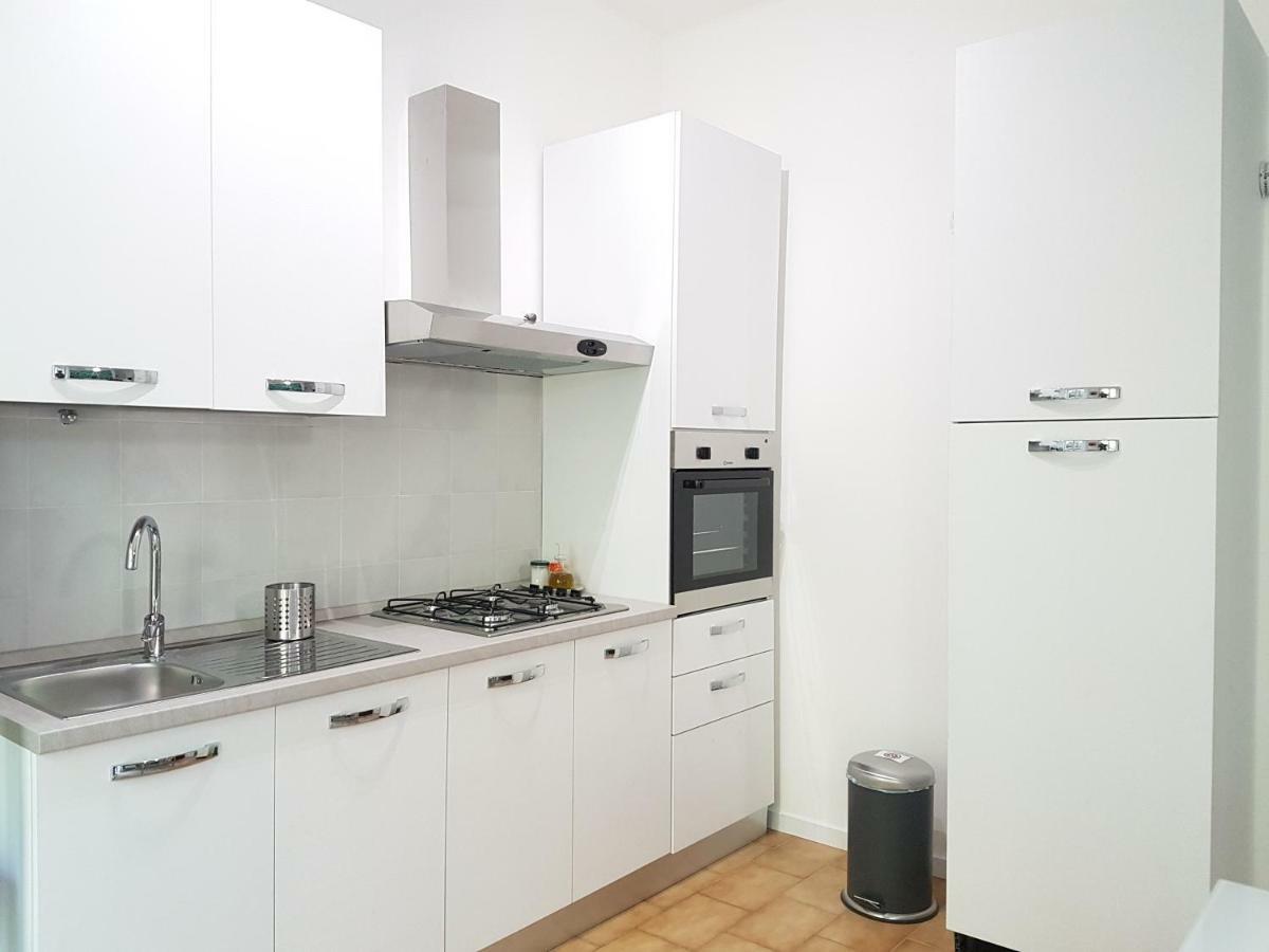 Lab3 City Private Apartment - 2 Bedrooms Pavia Kültér fotó